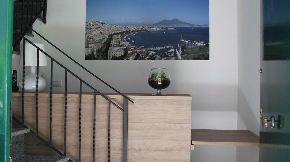 Hotiday Room Collection - Napoli Residenza Scarlatti Buitenkant foto