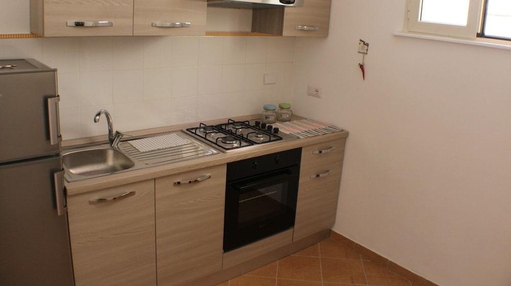 Hotiday Room Collection - Napoli Residenza Scarlatti Buitenkant foto