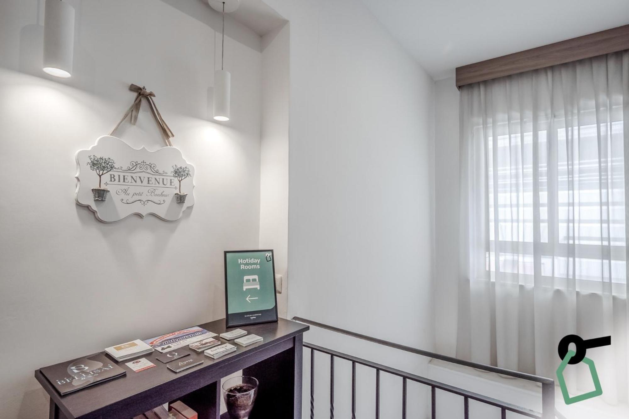 Hotiday Room Collection - Napoli Residenza Scarlatti Buitenkant foto